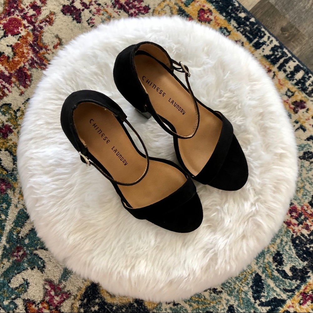 Chinese Laundry Sea Breeze Sandals